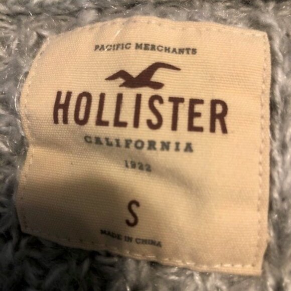 Hollister Gray Sweater - Picture 3 of 5
